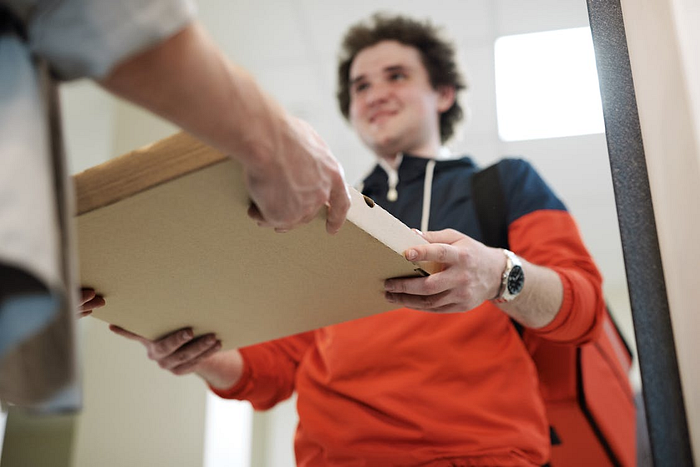Photo of delivery man